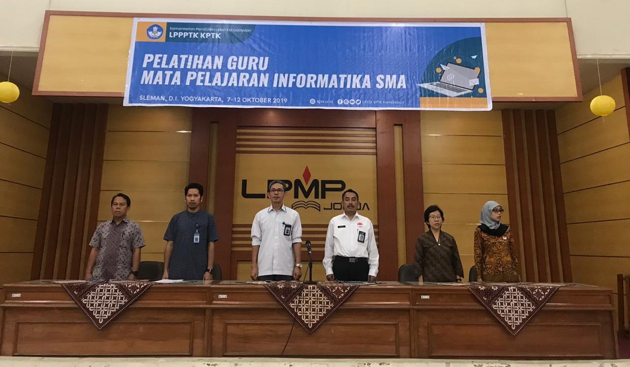 Pelatihan Guru Informatika SMA di Yogyakarta